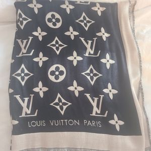 LV Scarf